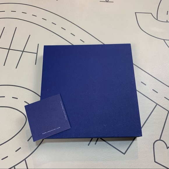 Swarovski Crystal Domino Necklace - Picture 6 of 7